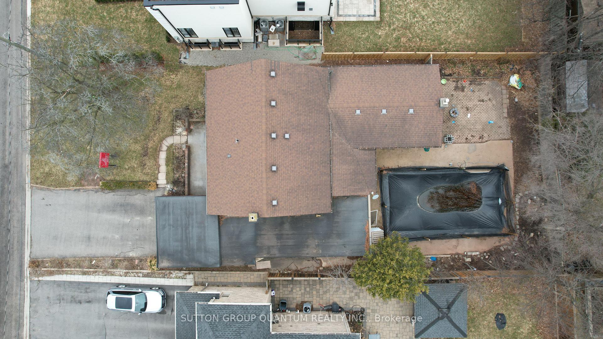 Photo 6 of 127 Mayfield Drive N, Oakville, College Park — HOMEH