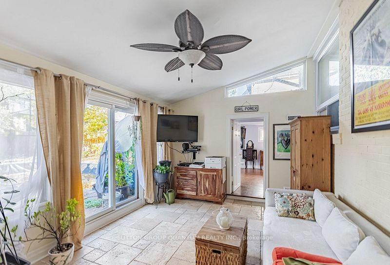 Photo 25 of 127 Mayfield Drive N, Oakville, College Park — HOMEH