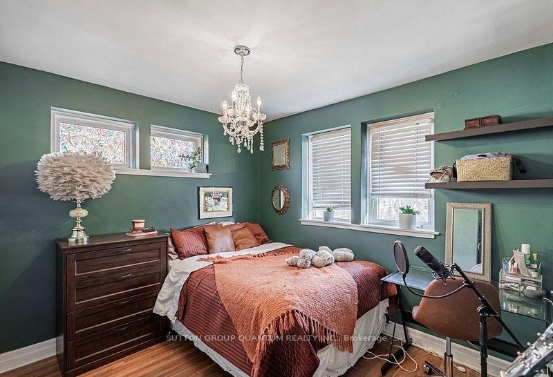 Photo 31 of 127 Mayfield Drive N, Oakville, College Park — HOMEH