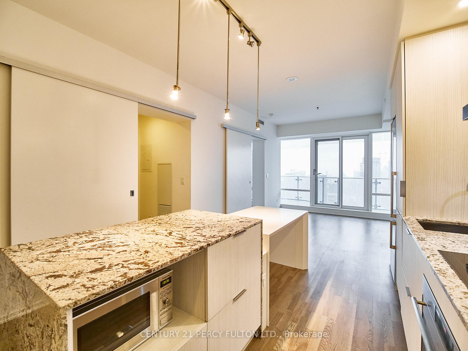 Photo 9 of Unit 3605, 1 Bloor Street E, Toronto, Church-Yonge Corridor — HOMEH