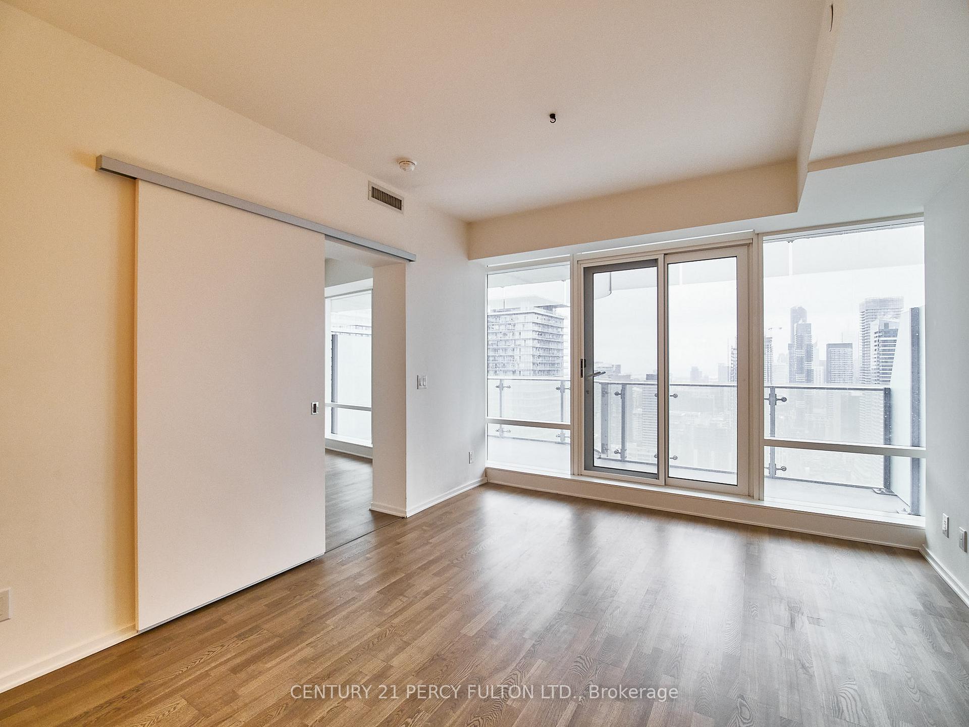 Photo 10 of Unit 3605, 1 Bloor Street E, Toronto, Church-Yonge Corridor — HOMEH