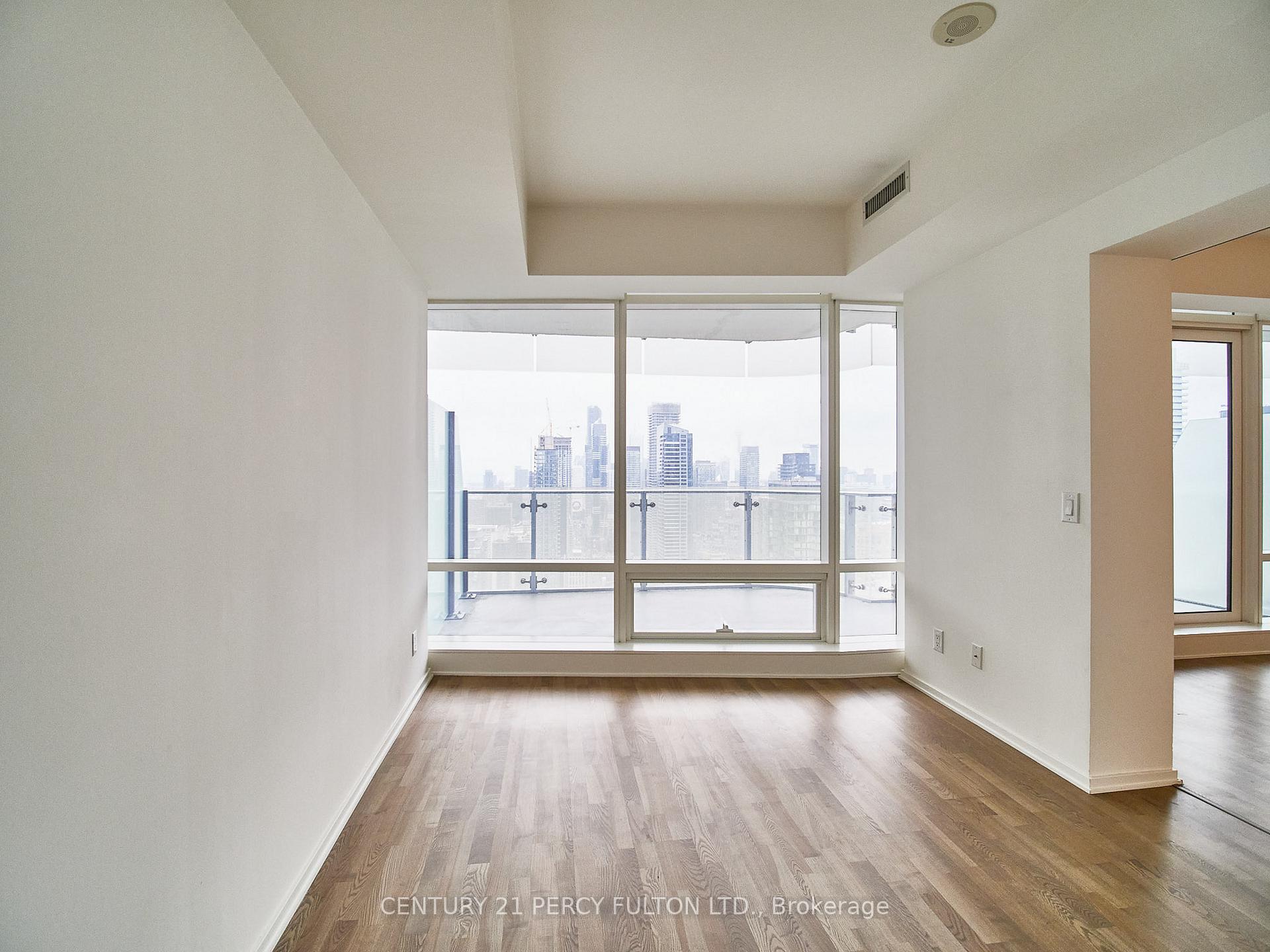 Photo 15 of Unit 3605, 1 Bloor Street E, Toronto, Church-Yonge Corridor — HOMEH