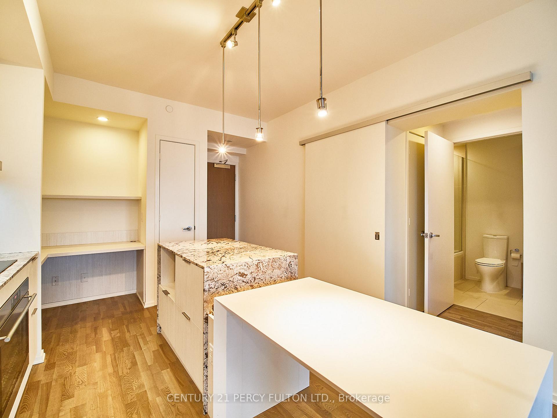 Photo 17 of Unit 3605, 1 Bloor Street E, Toronto, Church-Yonge Corridor — HOMEH