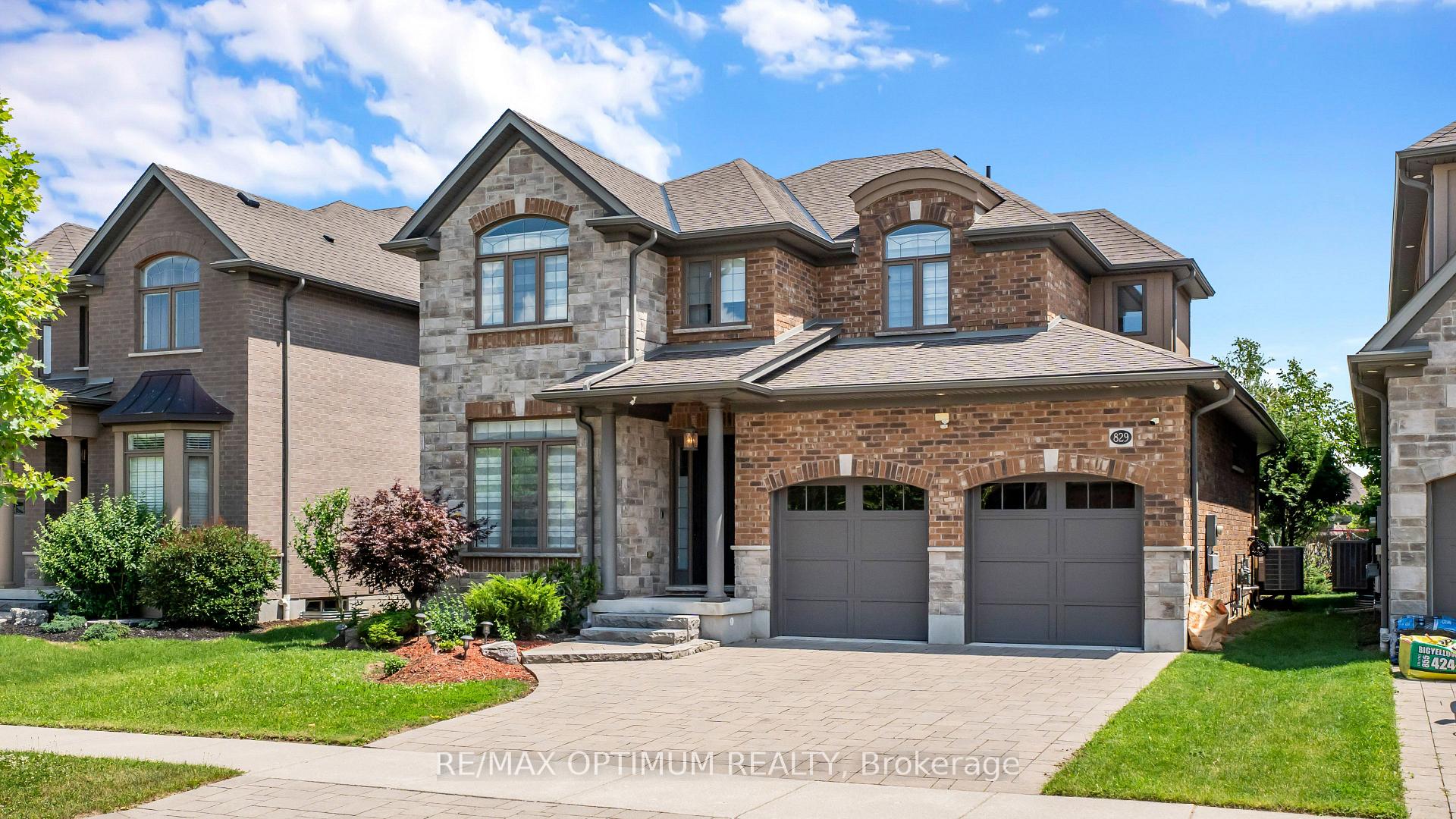 Photo 1 of 829 Copper Ridge Drive, Waterloo, Eastbridge — HOMEH