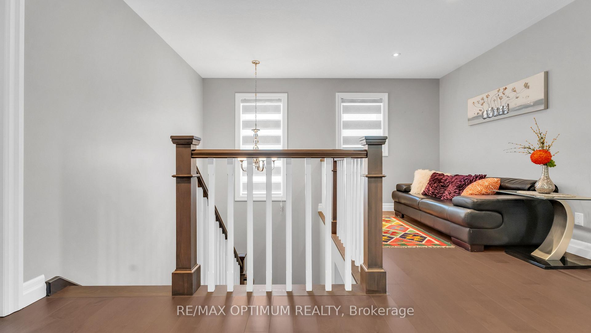 Photo 19 of 829 Copper Ridge Drive, Waterloo, Eastbridge — HOMEH