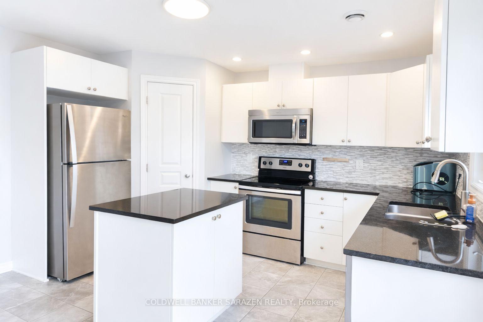 Photo 3 of Unit 39, 612 Danaca Private, Ottawa, Carson Meadows — HOMEH