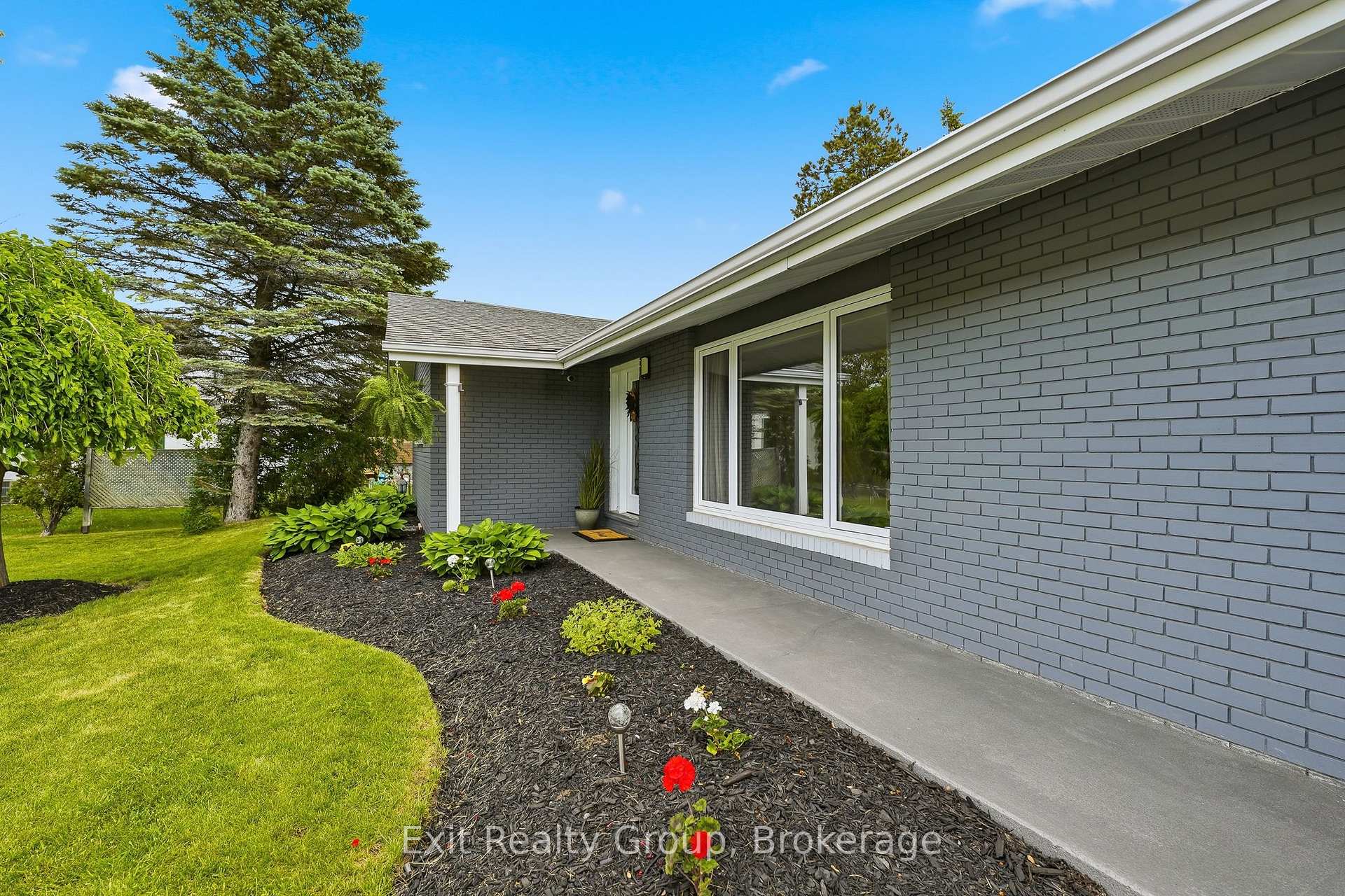 Photo 3 of 710 Harmony Road, Belleville, Thurlow Ward — HOMEH