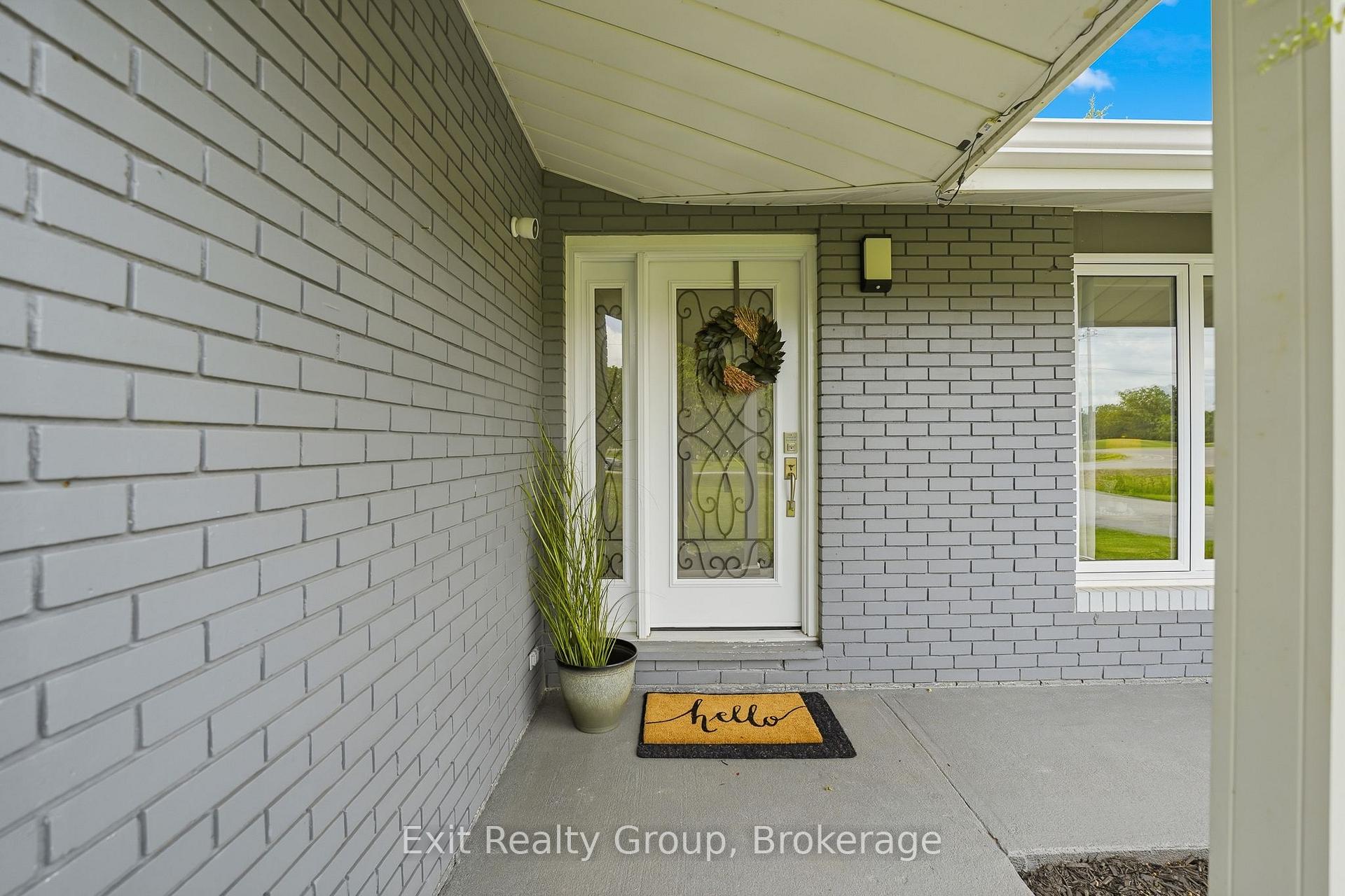 Photo 4 of 710 Harmony Road, Belleville, Thurlow Ward — HOMEH