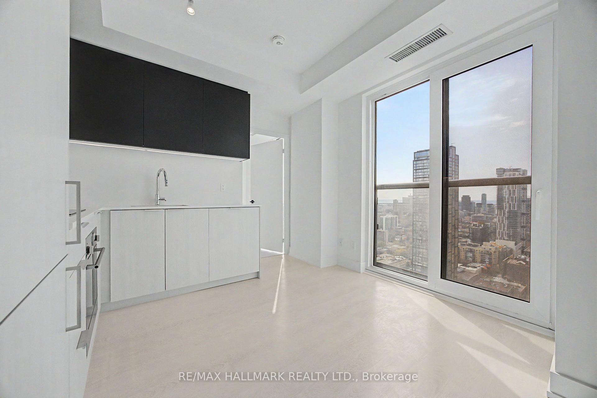 Photo 4 of Unit 3201, 308 Jarvis Street, Toronto, Church-Yonge Corridor — HOMEH