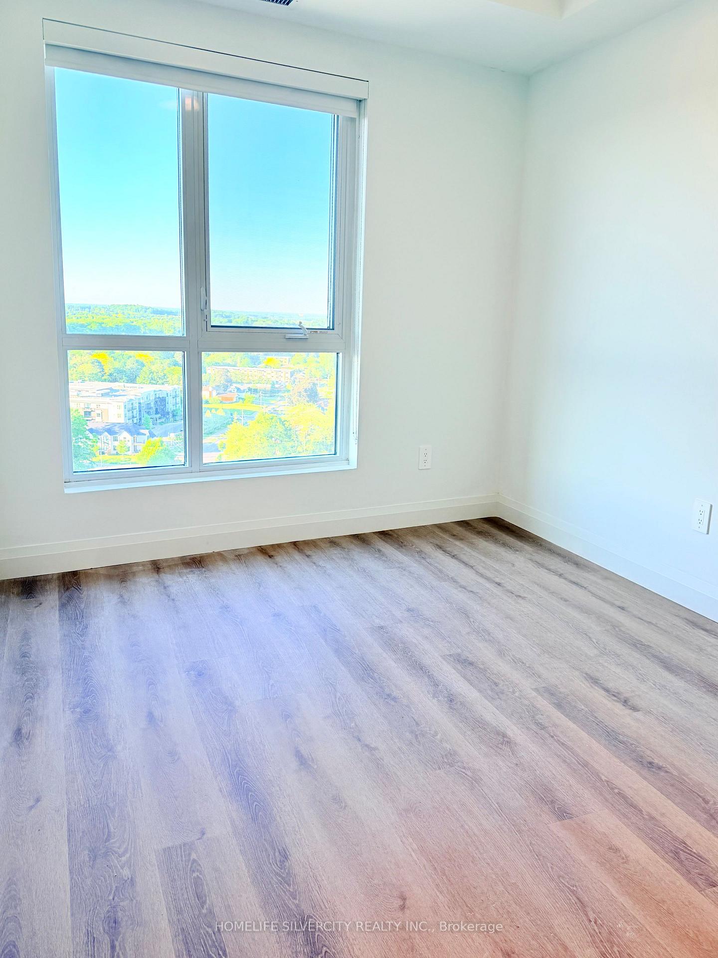 Photo 4 of Unit 1510, 1333 Weber Street E, Kitchener, Stanley Park — HOMEH