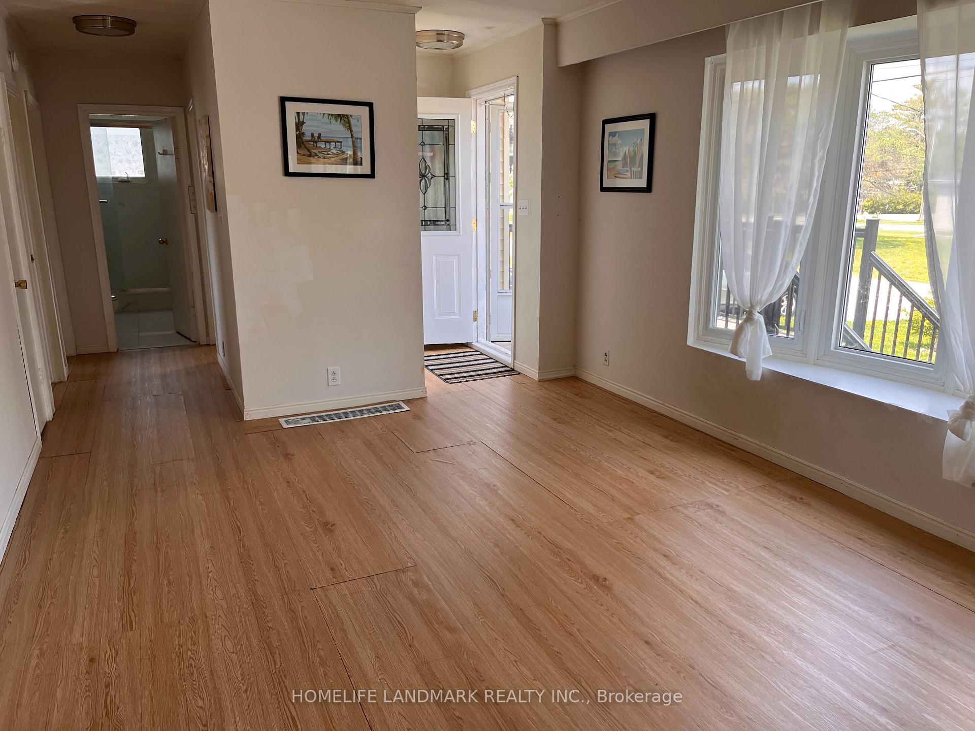Photo 2 of 5 Bowers Road, East Gwillimbury, Holland Landing — HOMEH