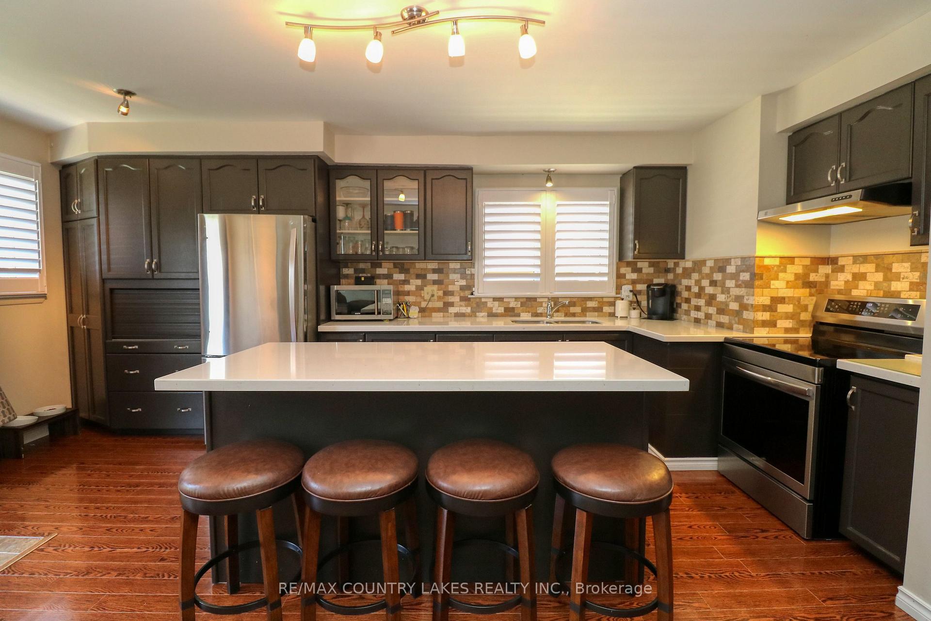 Photo 6 of 110 Seventh Street, Brock, Beaverton — HOMEH