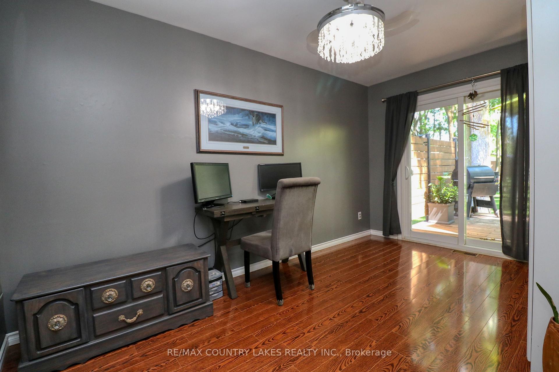 Photo 12 of 110 Seventh Street, Brock, Beaverton — HOMEH