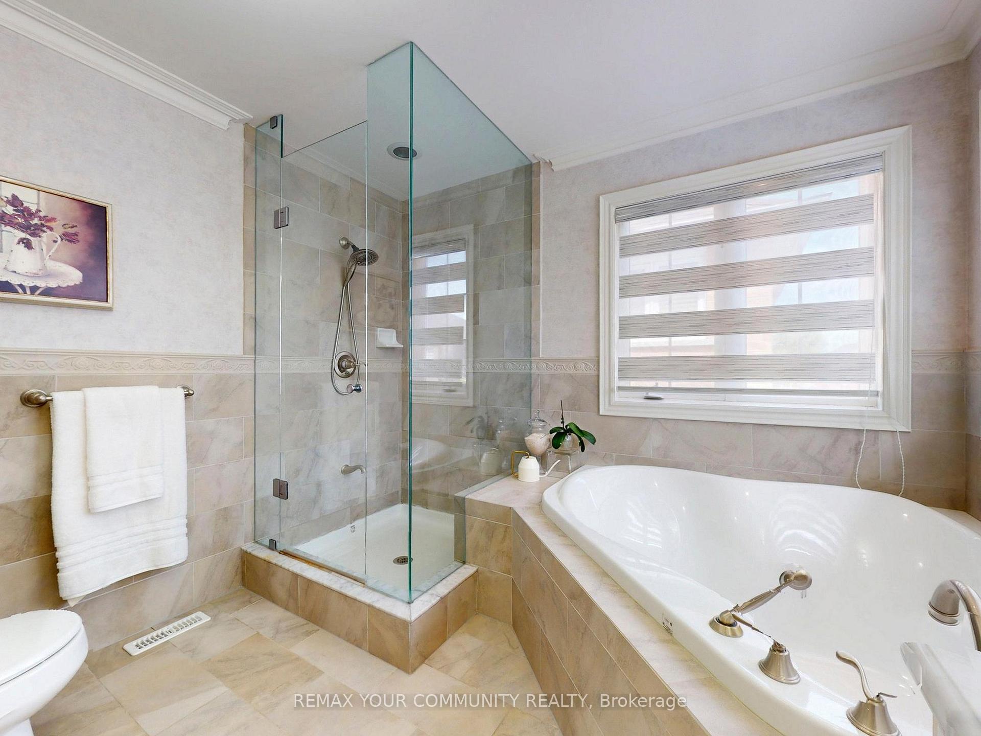 Photo 21 of 507 Autumn Hill Boulevard, Vaughan, Patterson — HOMEH