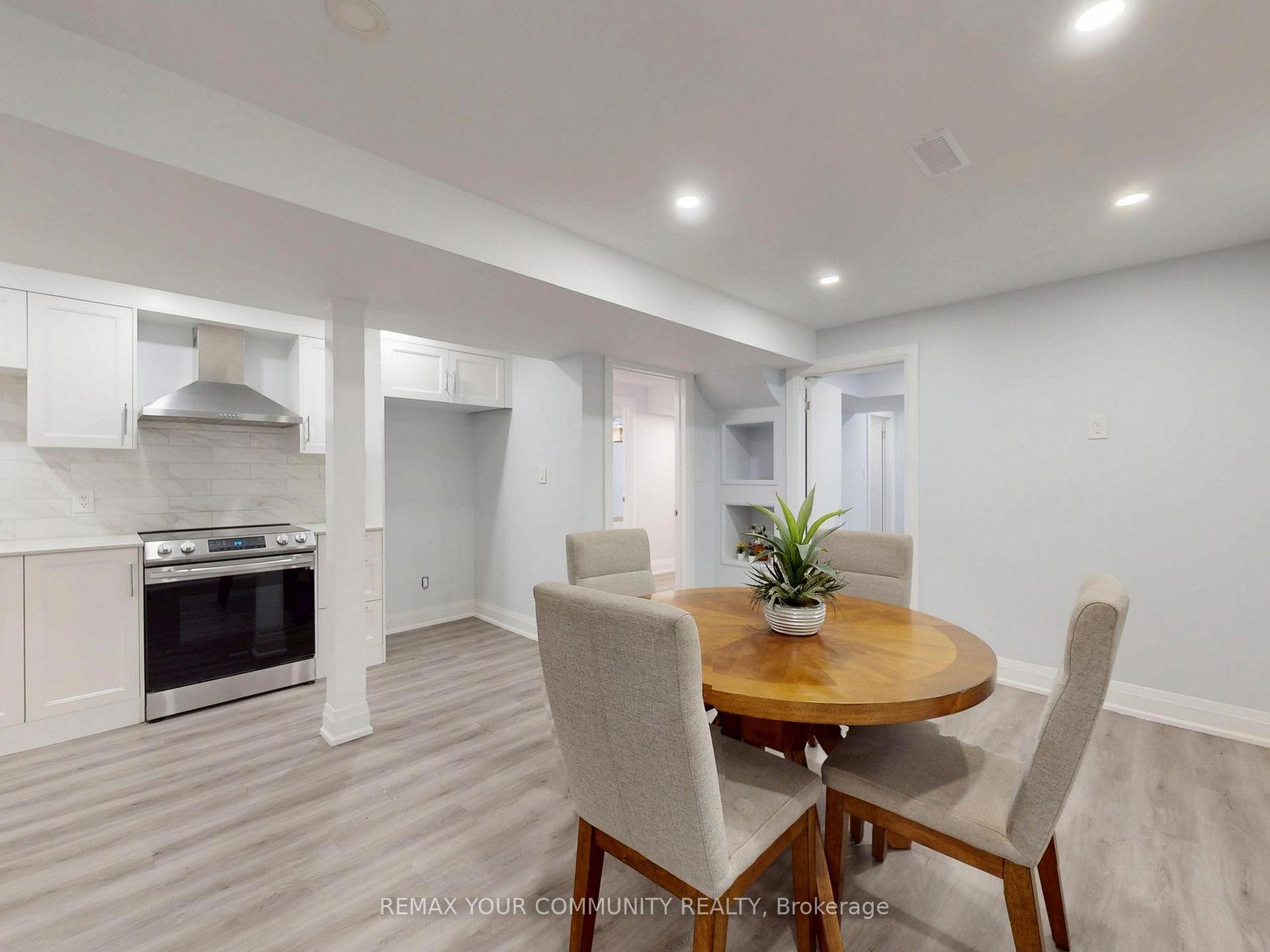 Photo 34 of 507 Autumn Hill Boulevard, Vaughan, Patterson — HOMEH