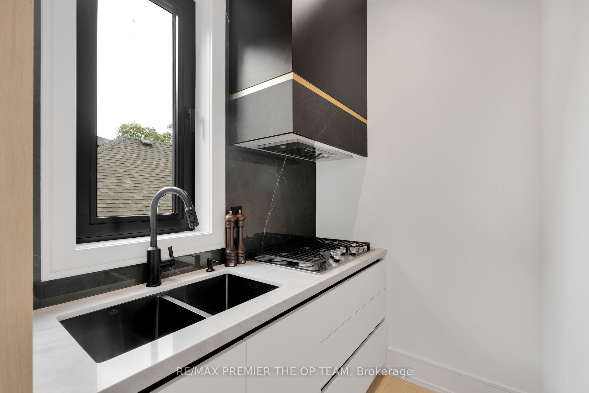Photo 21 of 487 Coldstream Avenue, Toronto, Bedford Park-Nortown — HOMEH