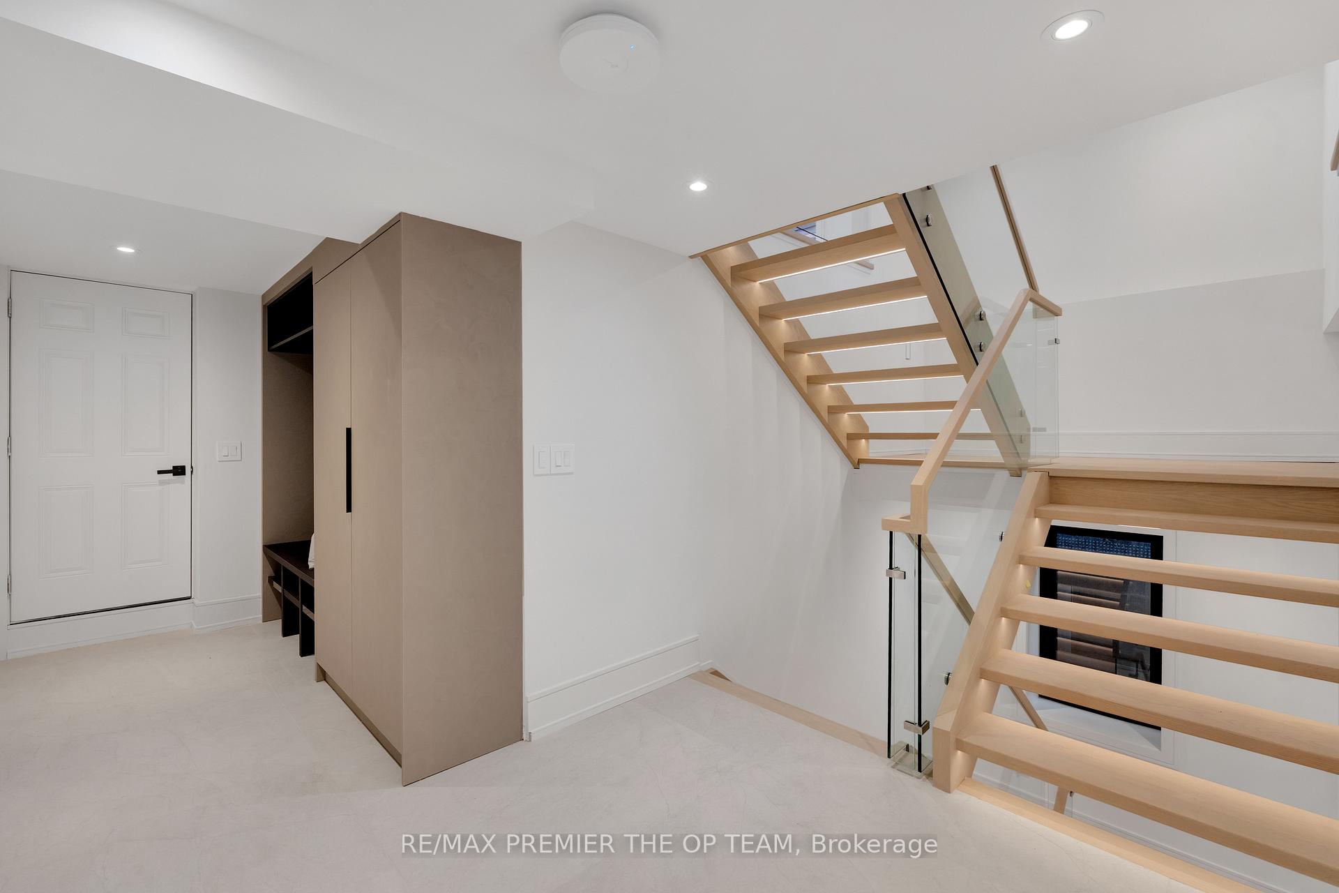 Photo 35 of 487 Coldstream Avenue, Toronto, Bedford Park-Nortown — HOMEH