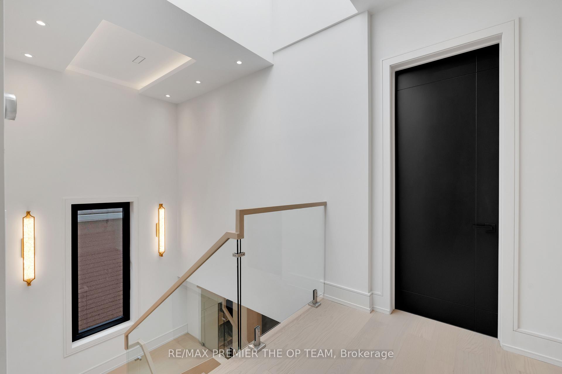 Photo 36 of 487 Coldstream Avenue, Toronto, Bedford Park-Nortown — HOMEH
