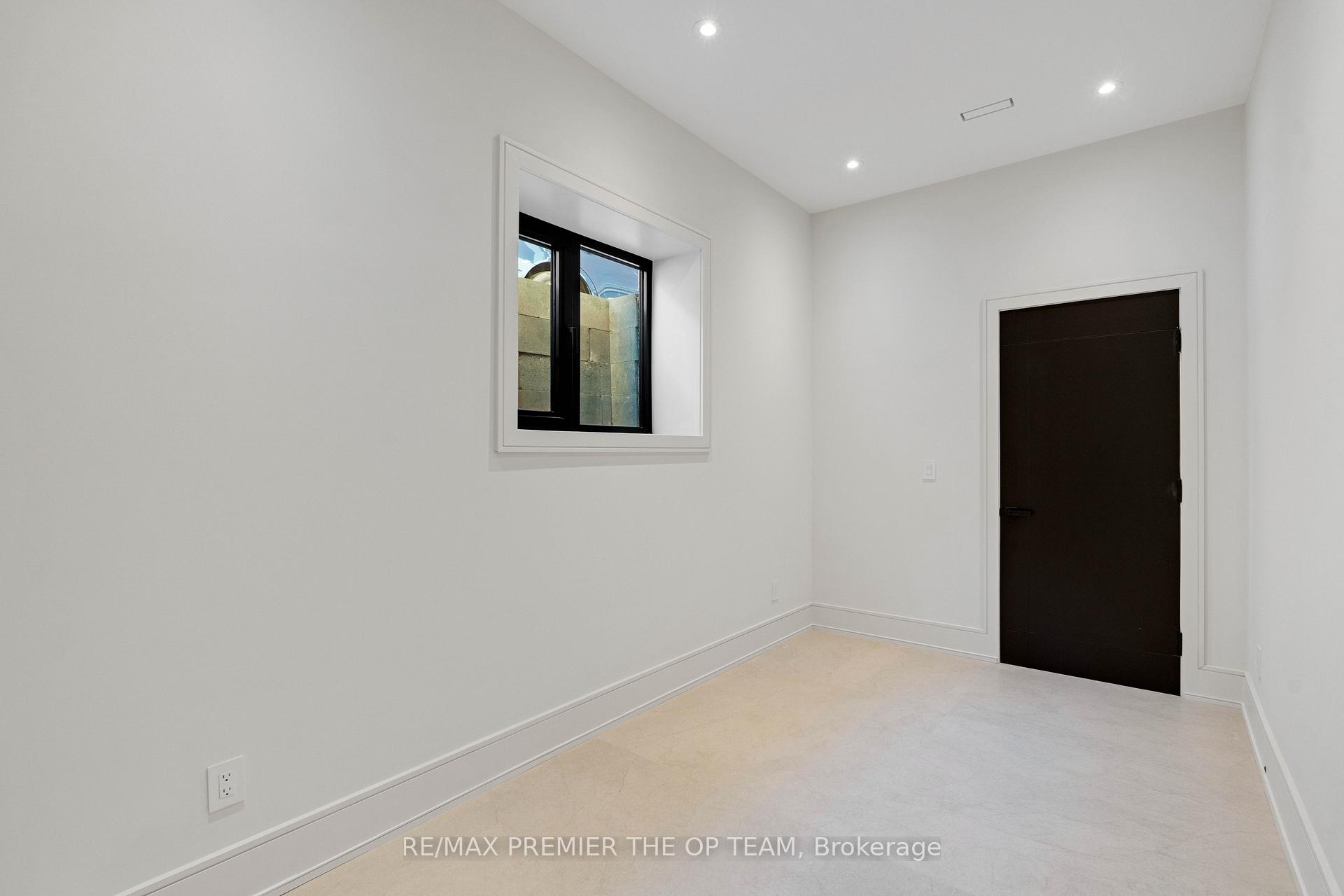 Photo 42 of 487 Coldstream Avenue, Toronto, Bedford Park-Nortown — HOMEH