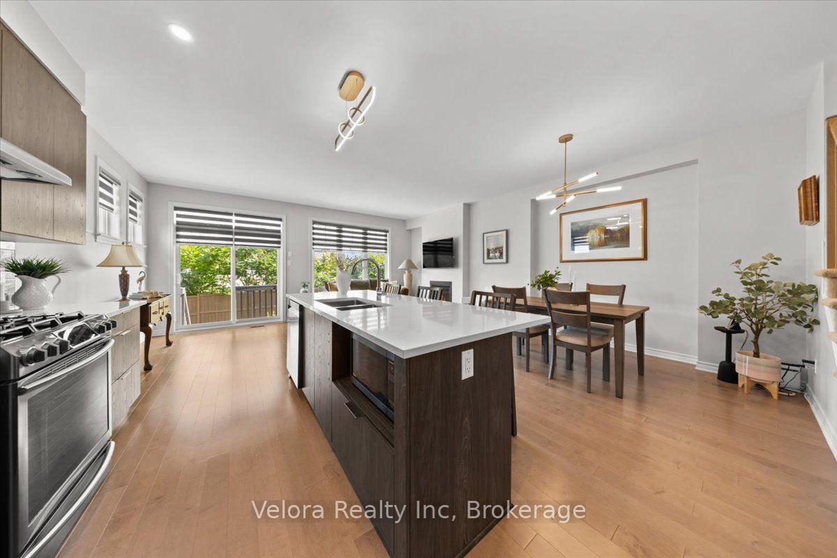 Photo 8 of 644 Vivera Place, Ottawa, Stittsville (North) — HOMEH