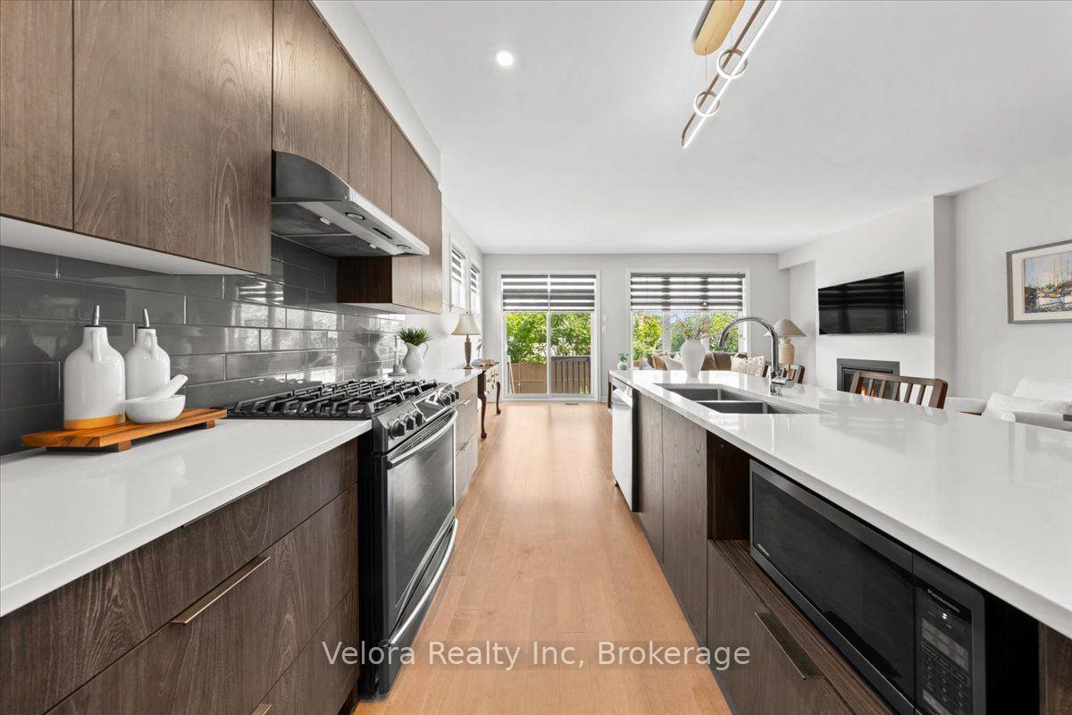 Photo 9 of 644 Vivera Place, Ottawa, Stittsville (North) — HOMEH