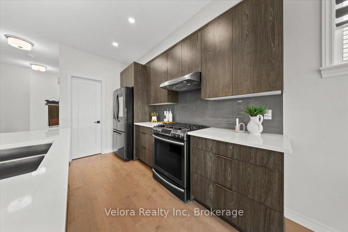Photo 11 of 644 Vivera Place, Ottawa, Stittsville (North) — HOMEH