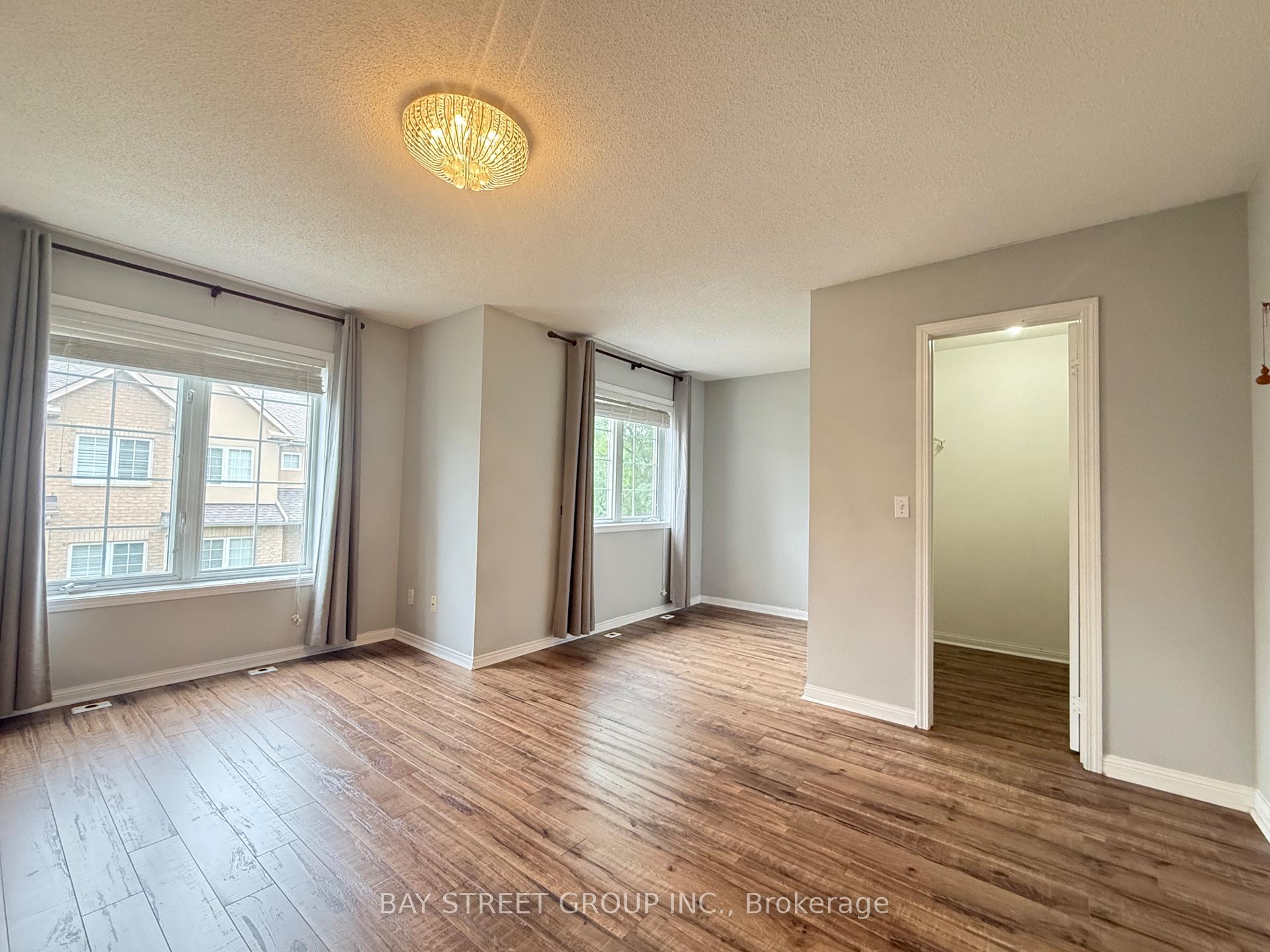 Photo 11 of Unit 16, 20 St Moritz Way, Markham, Unionville — HOMEH