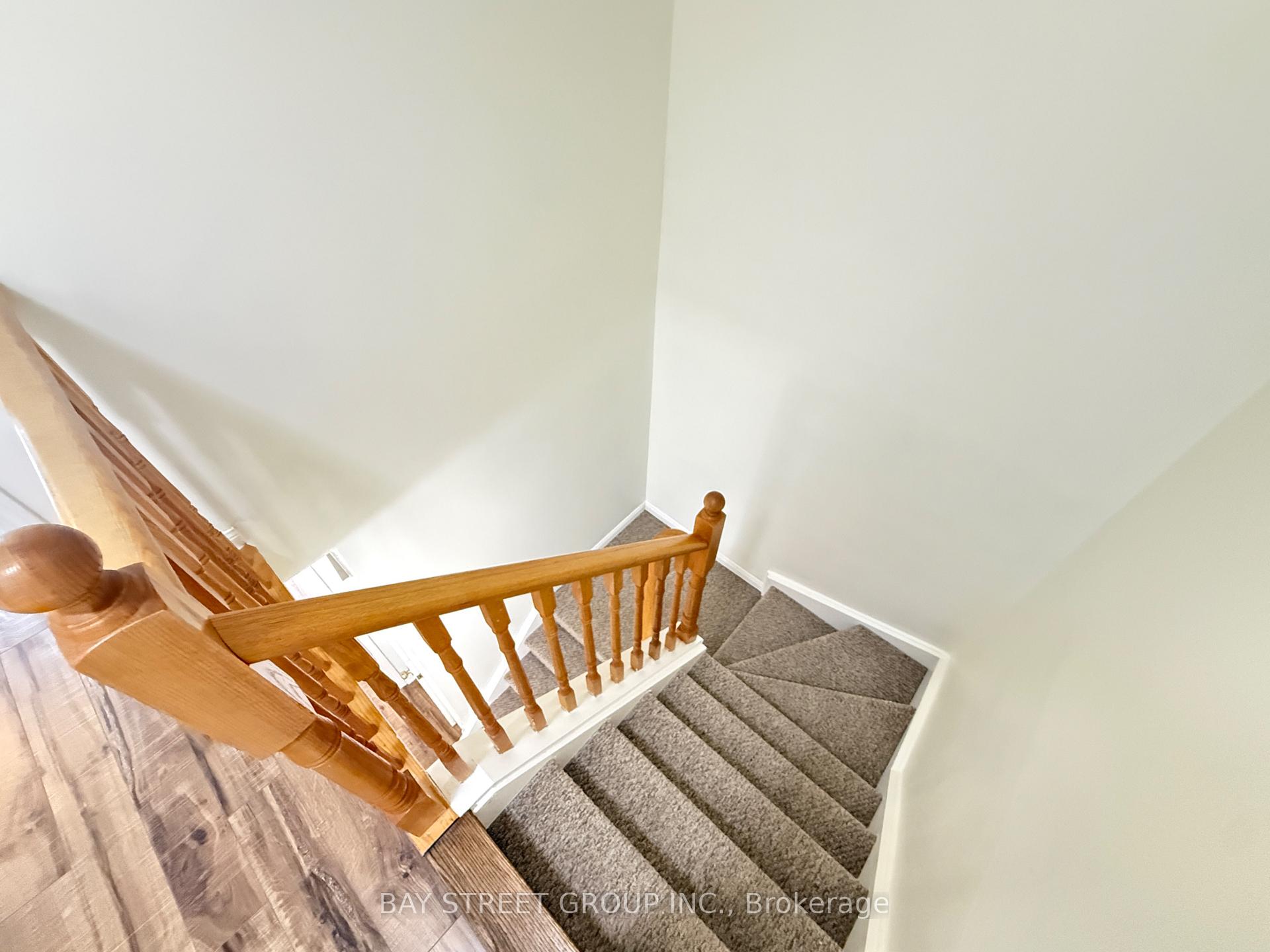 Photo 17 of Unit 16, 20 St Moritz Way, Markham, Unionville — HOMEH