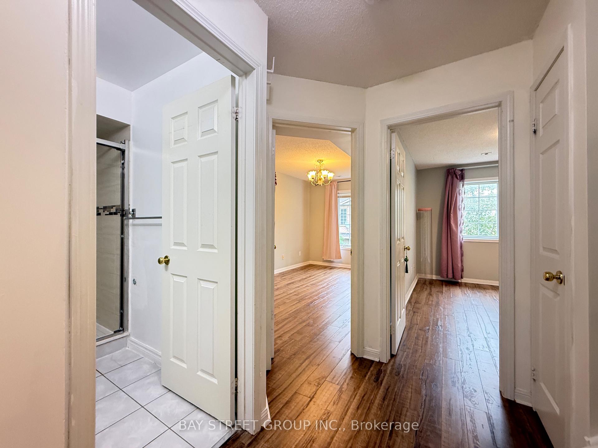 Photo 18 of Unit 16, 20 St Moritz Way, Markham, Unionville — HOMEH