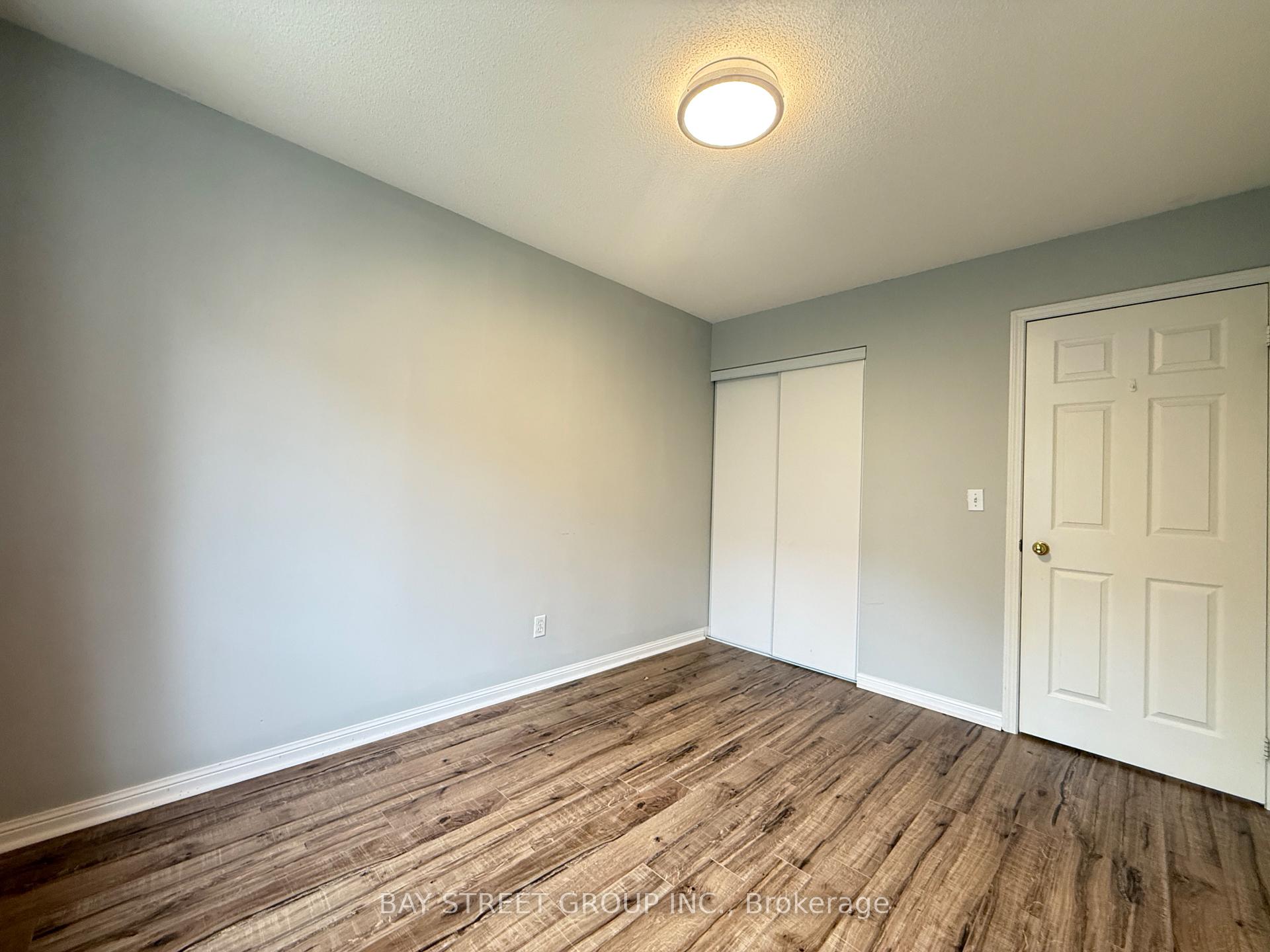 Photo 22 of Unit 16, 20 St Moritz Way, Markham, Unionville — HOMEH