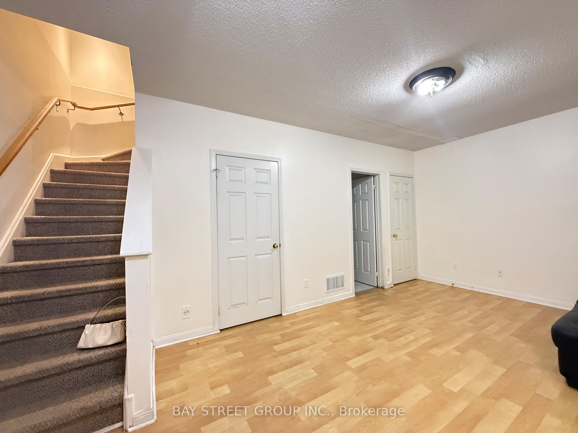 Photo 23 of Unit 16, 20 St Moritz Way, Markham, Unionville — HOMEH