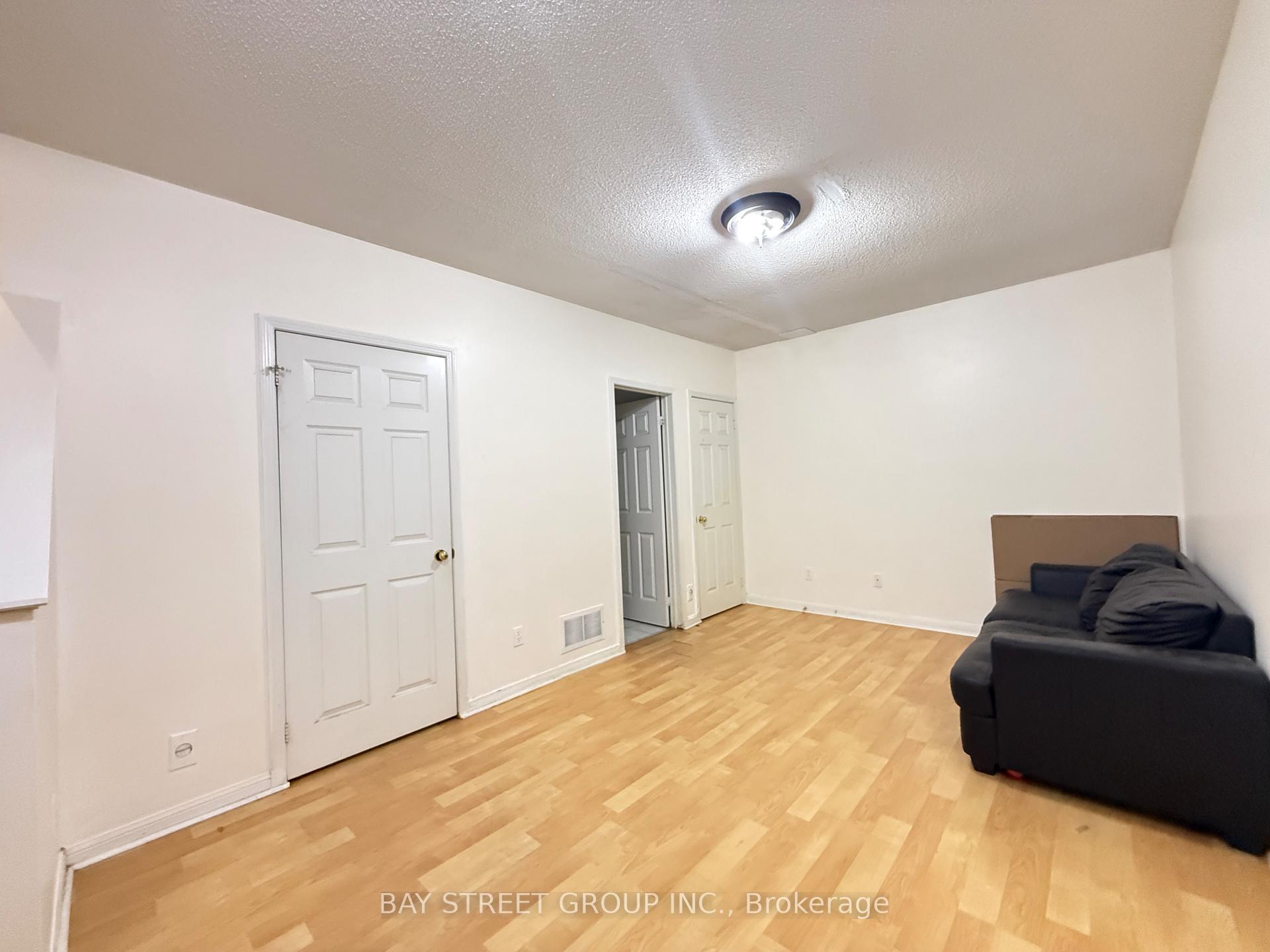 Photo 25 of Unit 16, 20 St Moritz Way, Markham, Unionville — HOMEH
