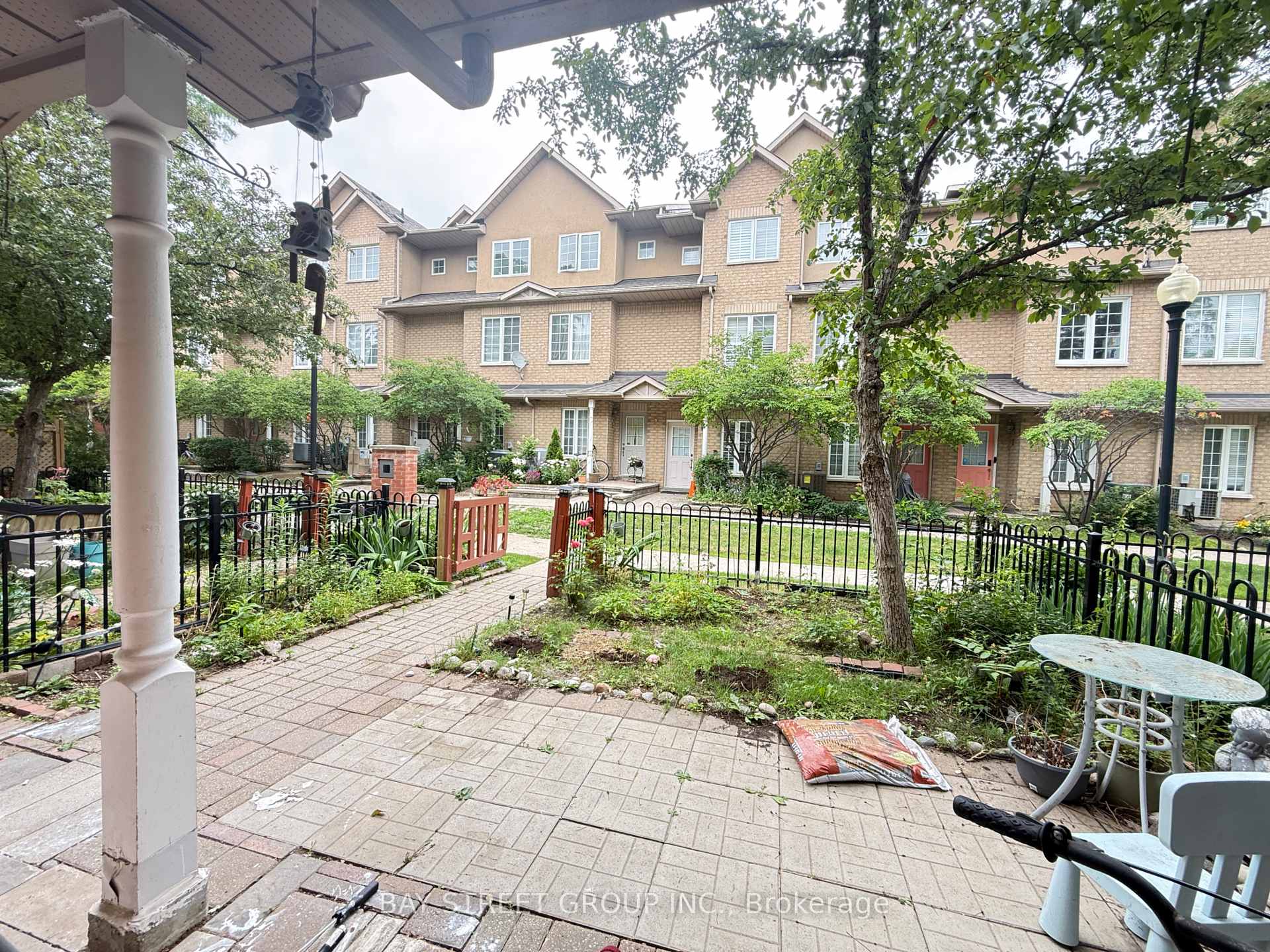 Photo 27 of Unit 16, 20 St Moritz Way, Markham, Unionville — HOMEH