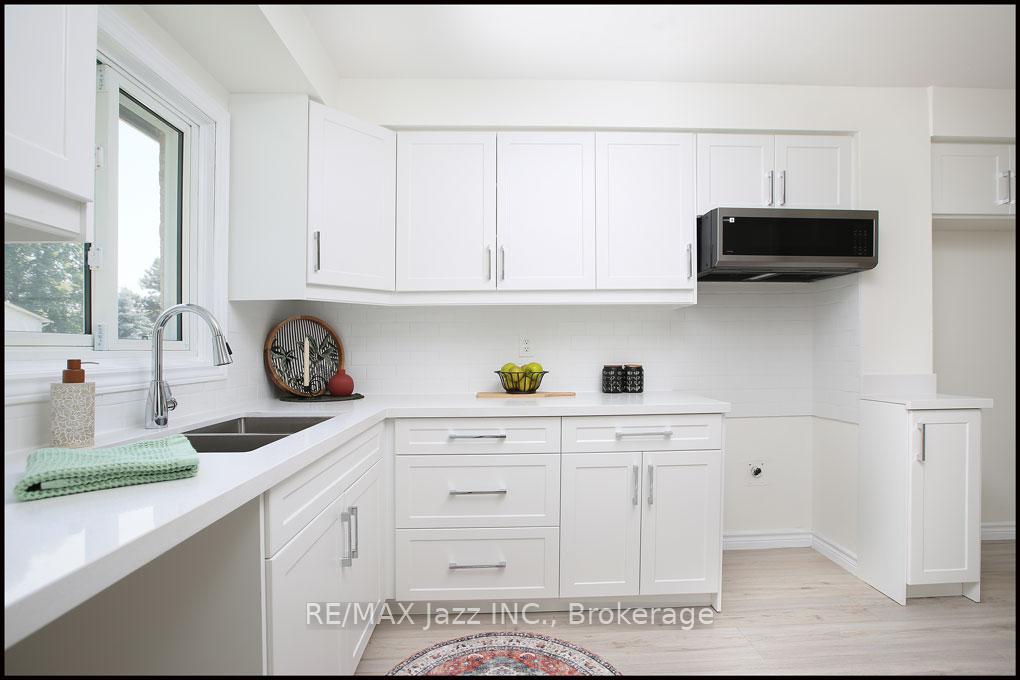 Photo 5 of Unit 90, 611 Galahad Drive, Oshawa, Eastdale — HOMEH