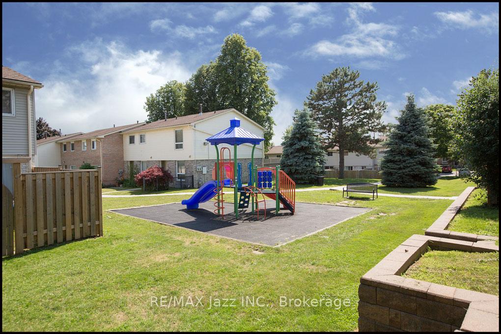 Photo 17 of Unit 90, 611 Galahad Drive, Oshawa, Eastdale — HOMEH