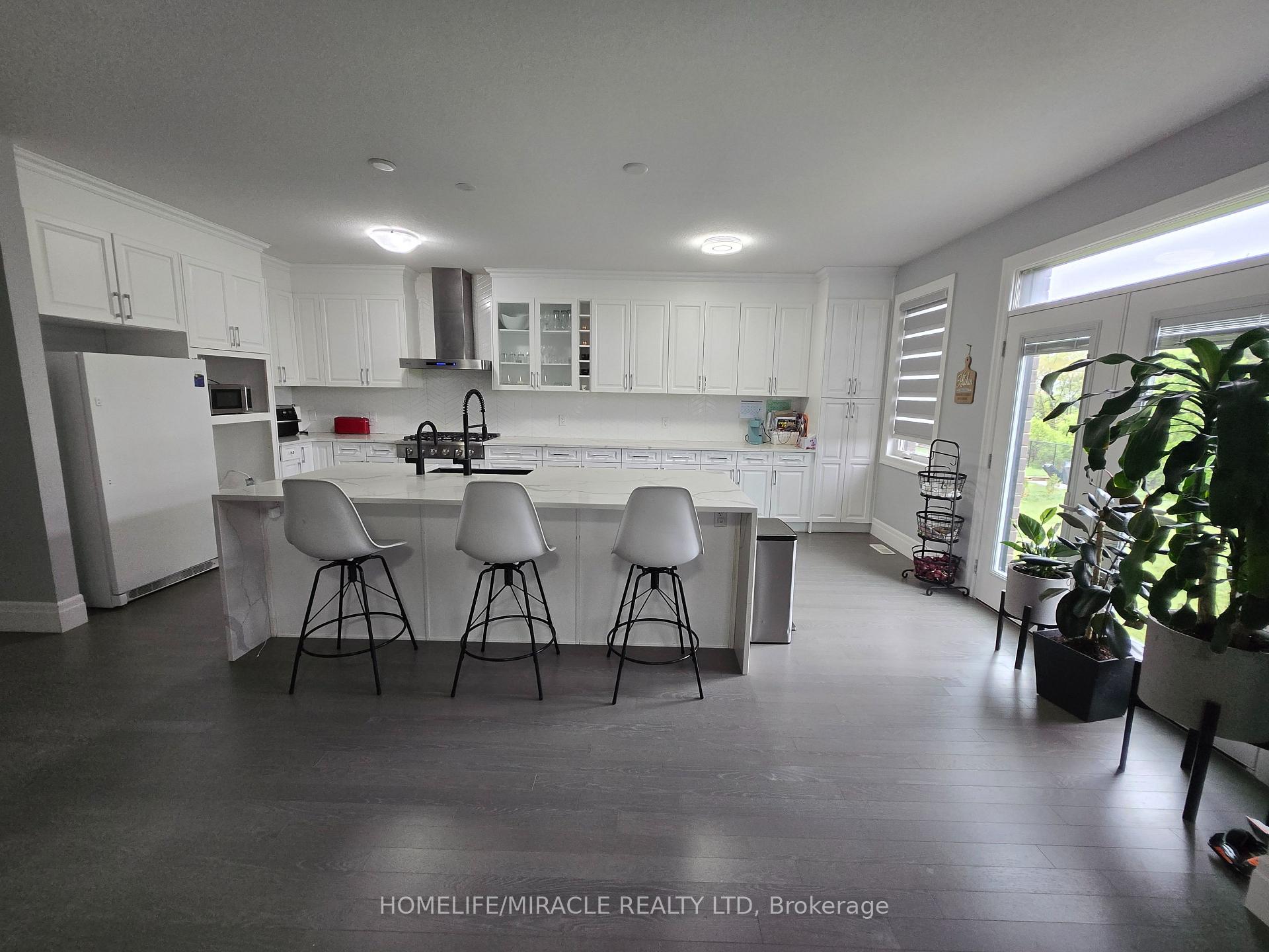 Photo 6 of 172 Freure Drive, Cambridge, Blair Road — HOMEH