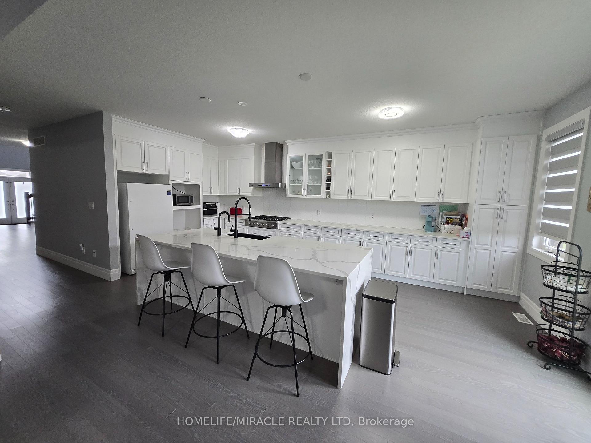 Photo 7 of 172 Freure Drive, Cambridge, Blair Road — HOMEH