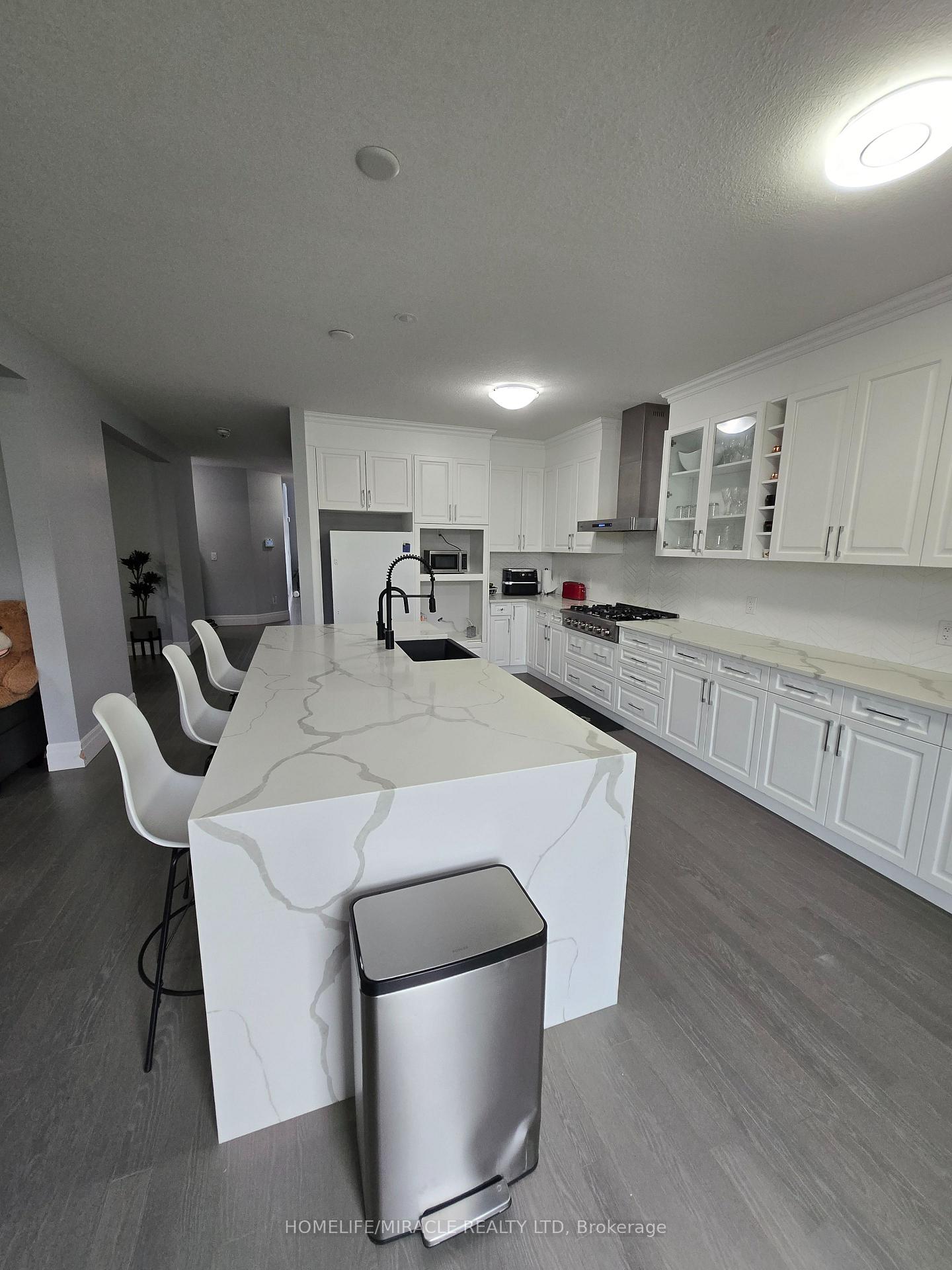 Photo 11 of 172 Freure Drive, Cambridge, Blair Road — HOMEH