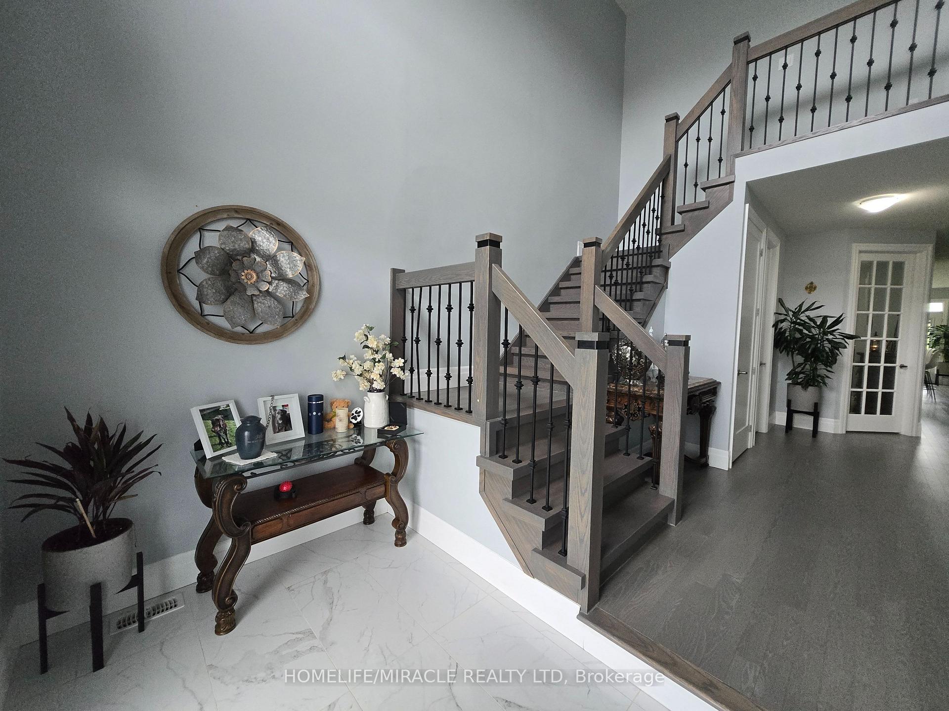 Photo 17 of 172 Freure Drive, Cambridge, Blair Road — HOMEH