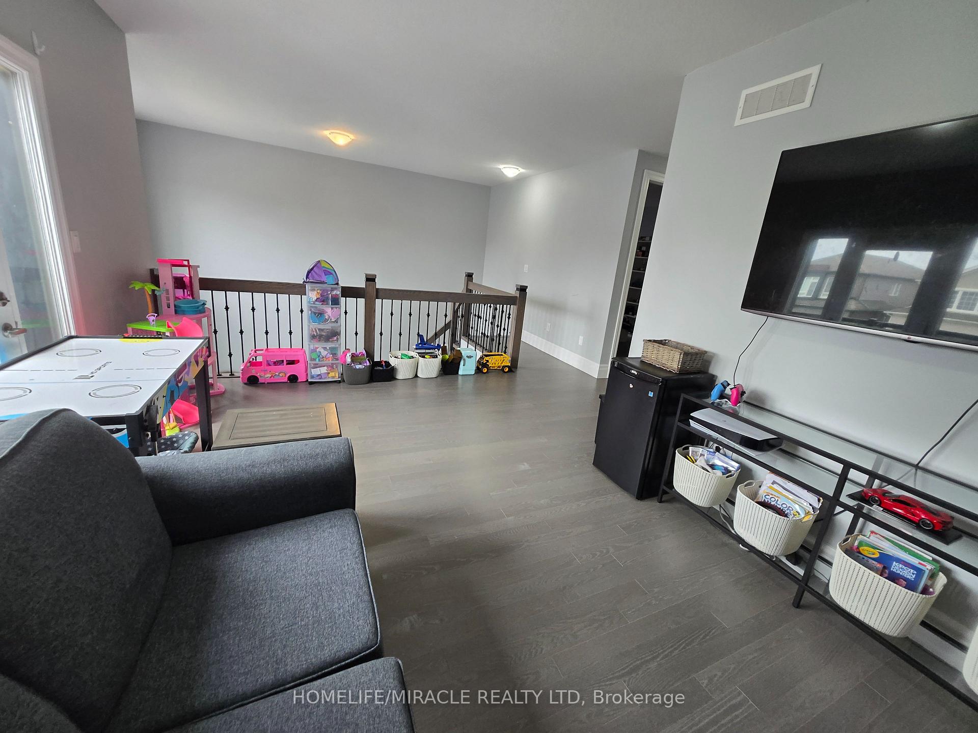 Photo 44 of 172 Freure Drive, Cambridge, Blair Road — HOMEH