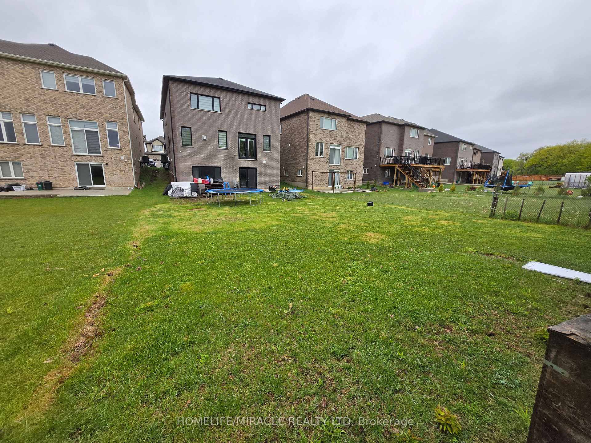 Photo 47 of 172 Freure Drive, Cambridge, Blair Road — HOMEH