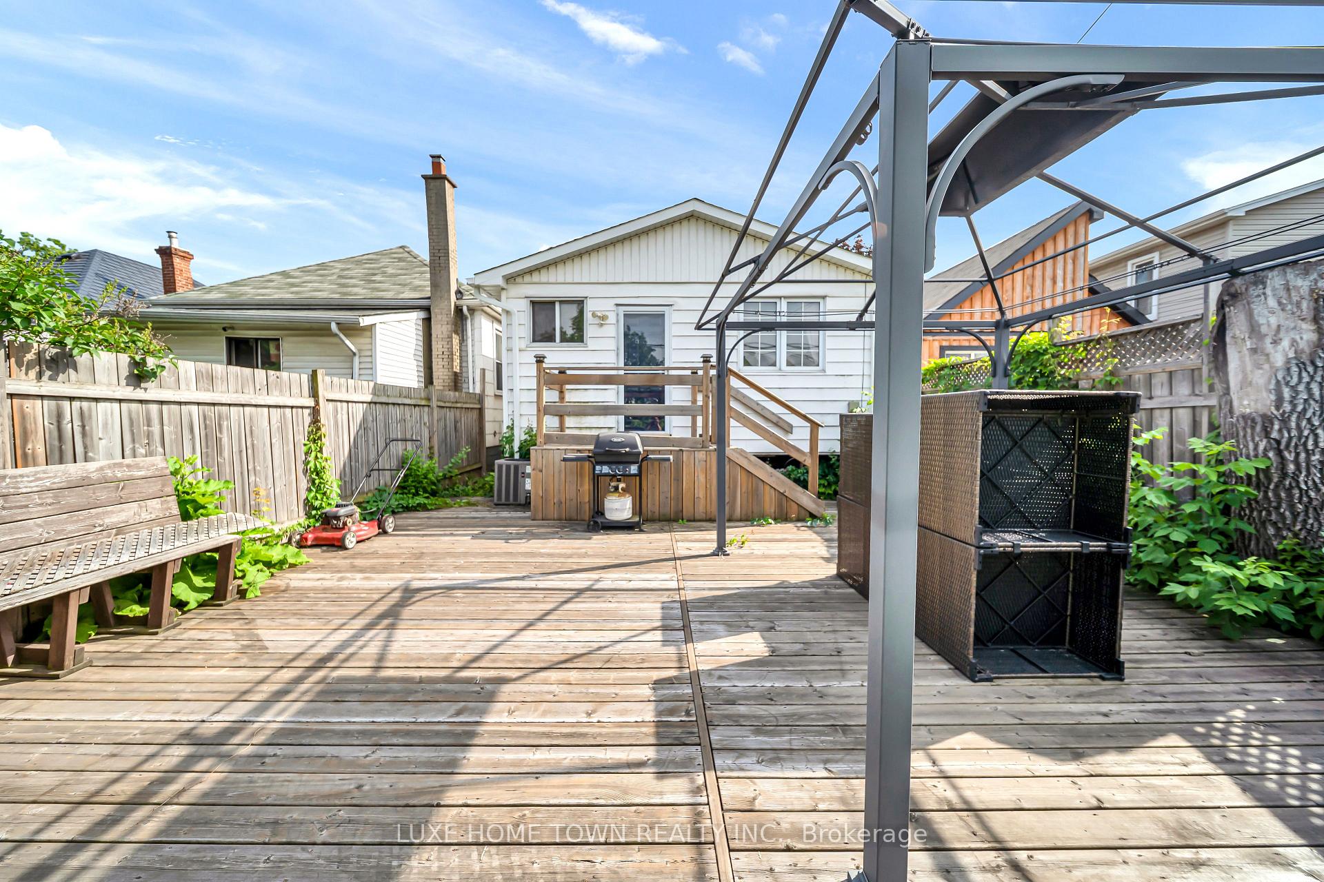Photo 36 of 97 Hope Avenue, Hamilton, Homeside — HOMEH