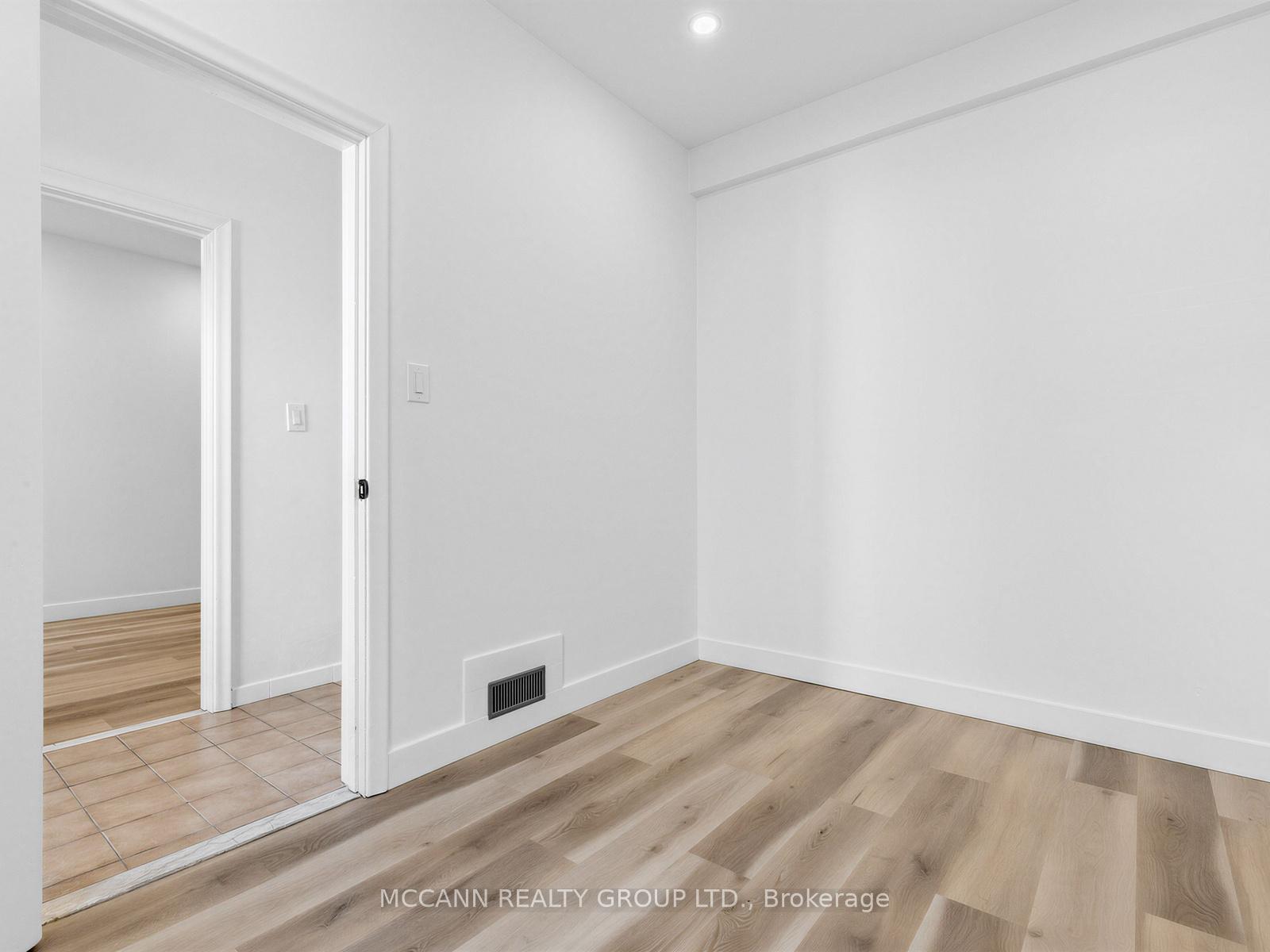 Photo 3 of Unit Main, 5 Clinton Place, Toronto, Palmerston-Little Italy — HOMEH