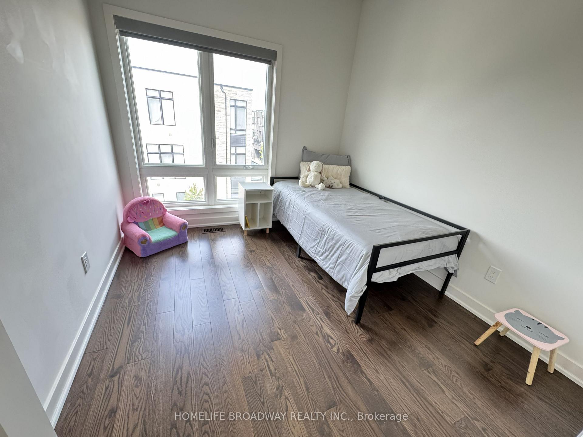 Photo 11 of 99 Carpaccio Avenue, Vaughan, Vellore Village — HOMEH
