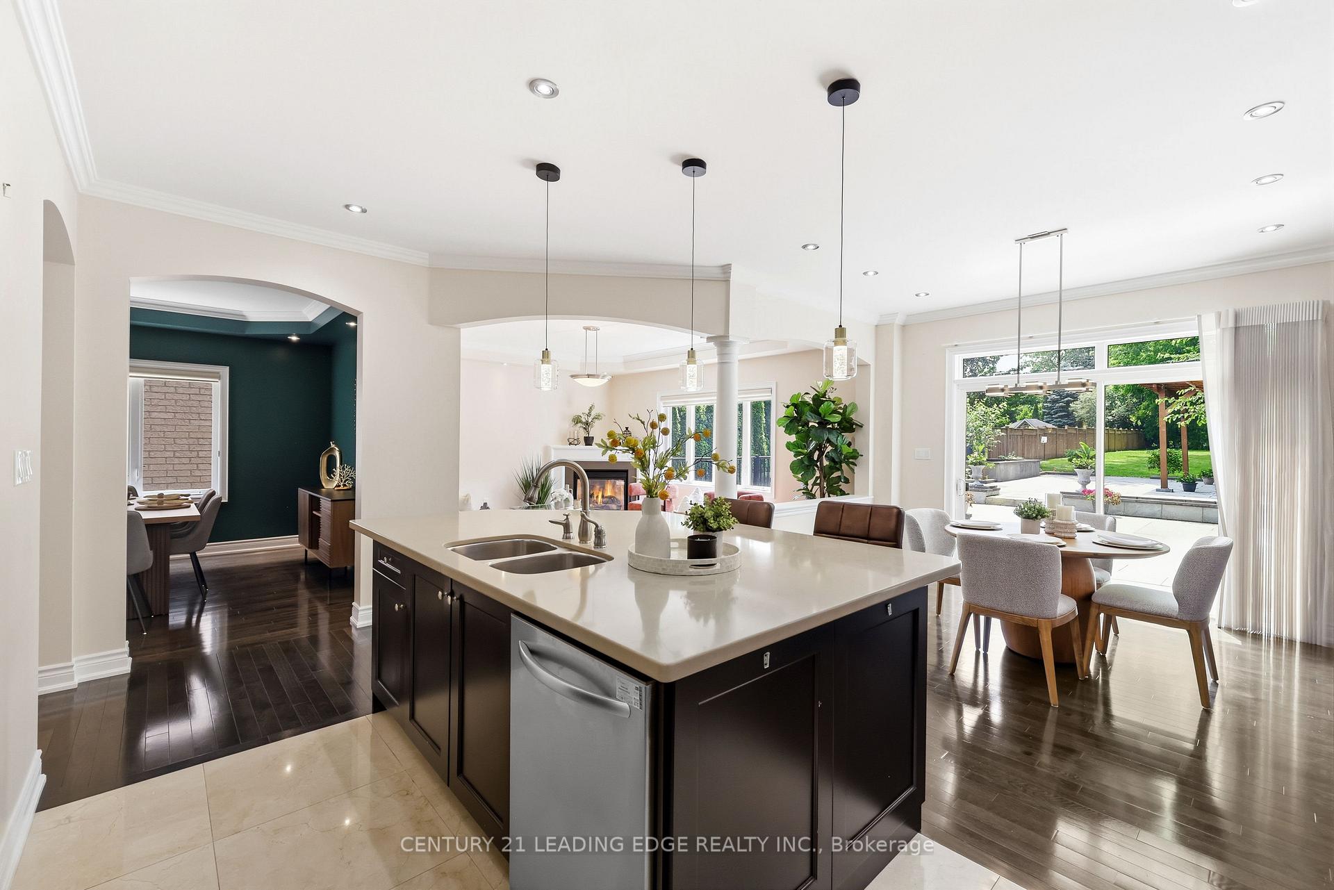 Photo 10 of 1632 Barbertown Road, Mississauga, East Credit — HOMEH