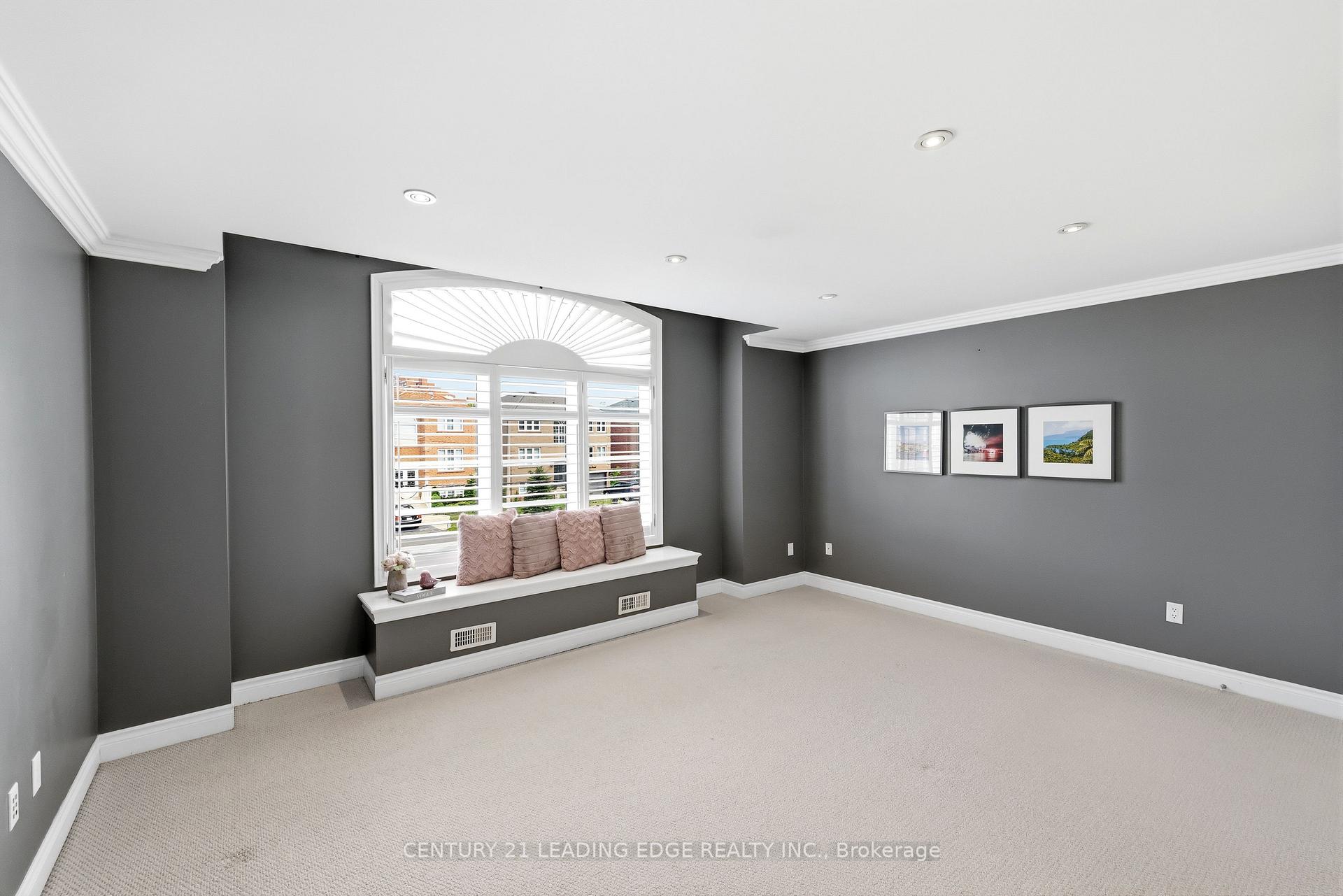 Photo 24 of 1632 Barbertown Road, Mississauga, East Credit — HOMEH