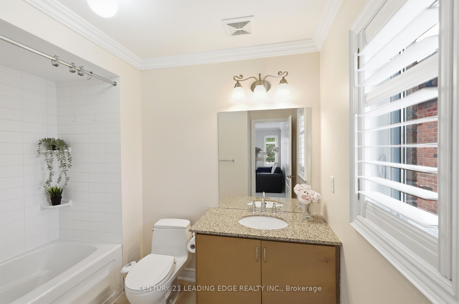 Photo 30 of 1632 Barbertown Road, Mississauga, East Credit — HOMEH