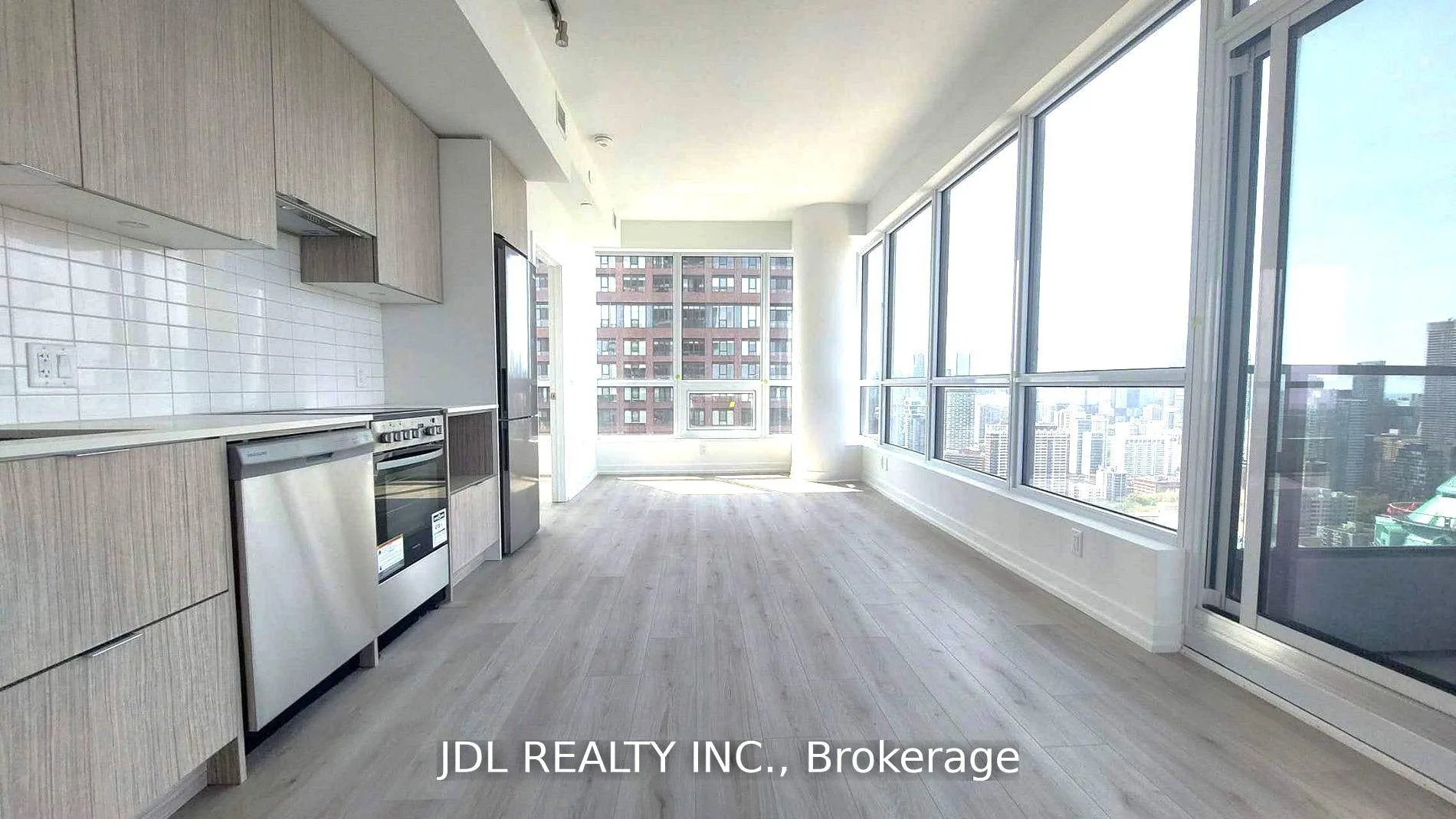 Photo 2 of Unit 3802, 395 Bloor Street E, Toronto, North St. James Town — HOMEH