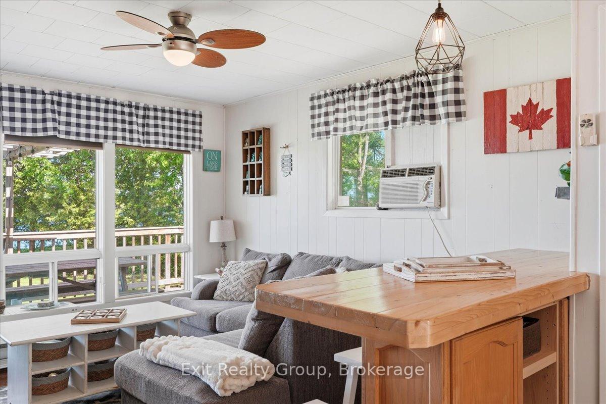 Photo 8 of 14 Cedar Lane, Quinte West, Sidney Ward — HOMEH