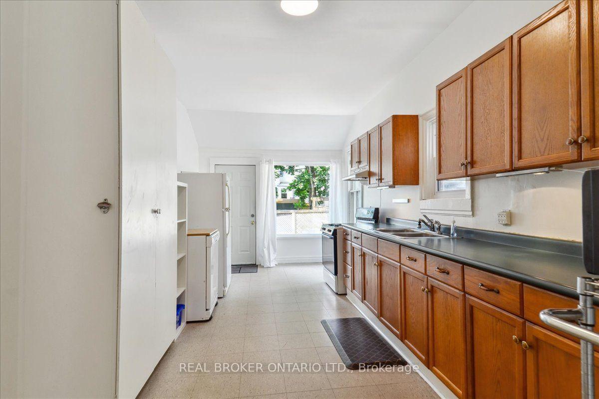 Photo 14 of 162 Jones Avenue, Toronto, South Riverdale — HOMEH